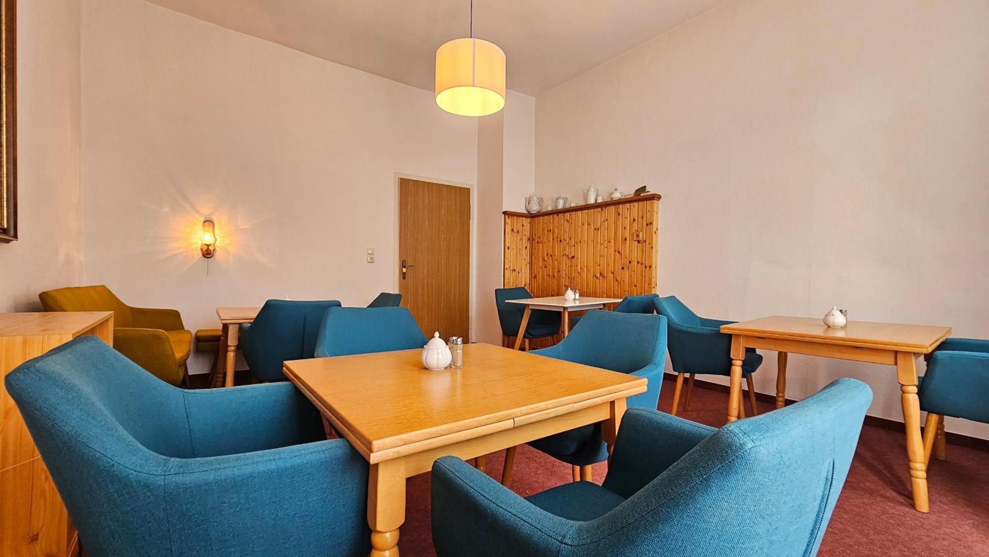 Pension Weisse Rose, Parkplatz, Fruehstueck, Wlan, Zentral Bad Elster Ngoại thất bức ảnh